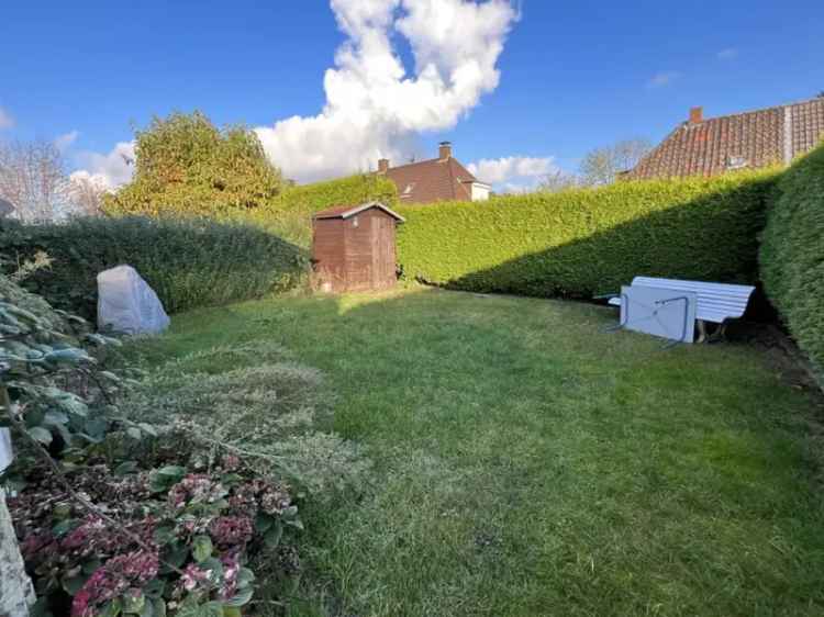 Klein aber fein: Charmantes Reihenendhaus mit Garten und Garage in Dortmund-Westrich