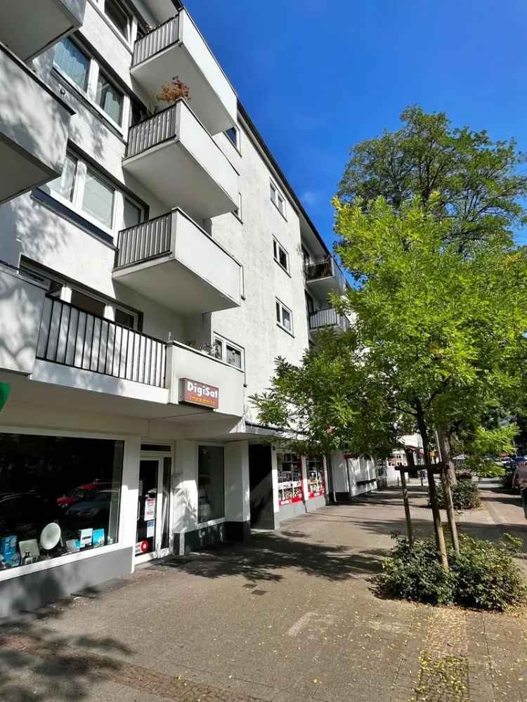 Solides Wohn- und Geschäftshaus mit 660 m² vermietbarer Fläche in zentraler Lage