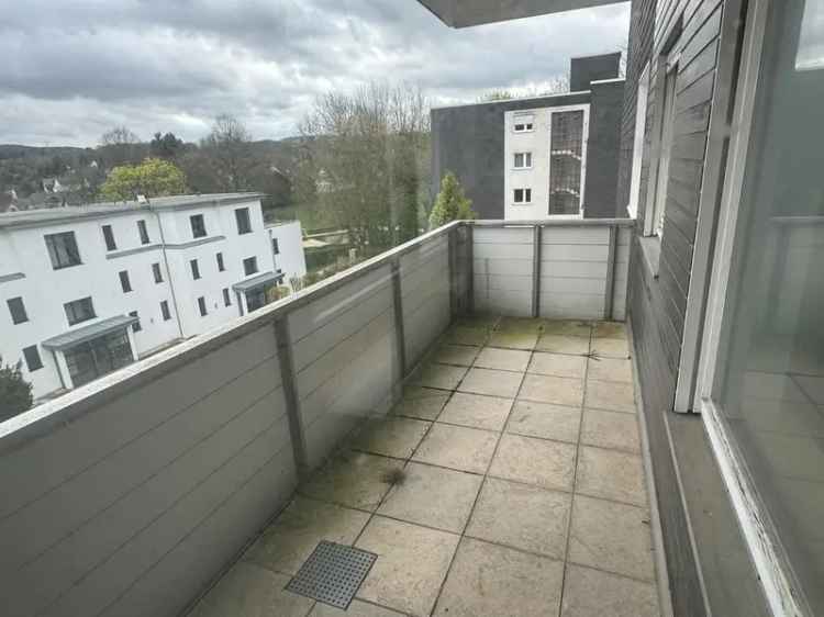 2-Zimmer Wohnung Bielefeld Hillegossen Renovierungsobjekt Balkon