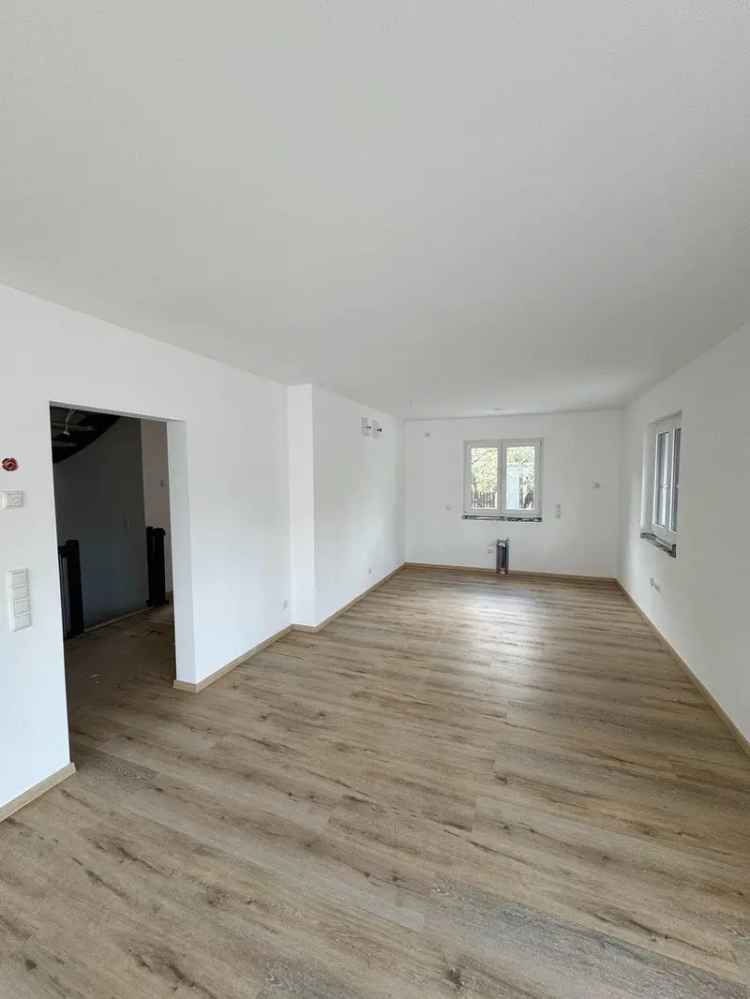 Moderne 5-Zimmer-Doppelhaushälfte in München Trudering - Energieeffizienzhaus 40EE