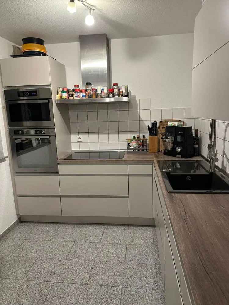 Wundervolle 3-Zimmer Wohnung mit Balkon in ruhiger Top Lage