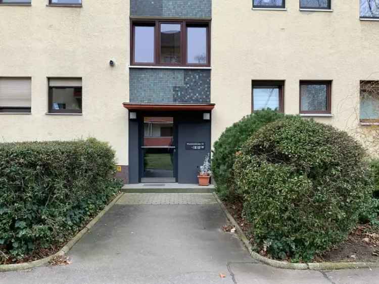 3-Zimmer-Wohnung in gepflegter Wohnanlage in Berlin