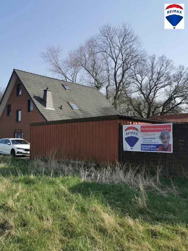 Ruhig gelegenes Zweifamilienhaus mit großem Garten in Löhne-Mennighüffen zu verkaufen.