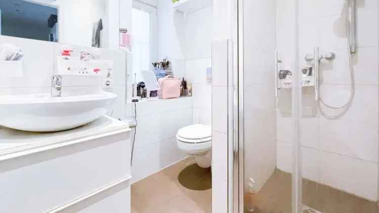 Stilvolle, neuwertige 3-Raum-Hochparterre Wohnung in Leipzig