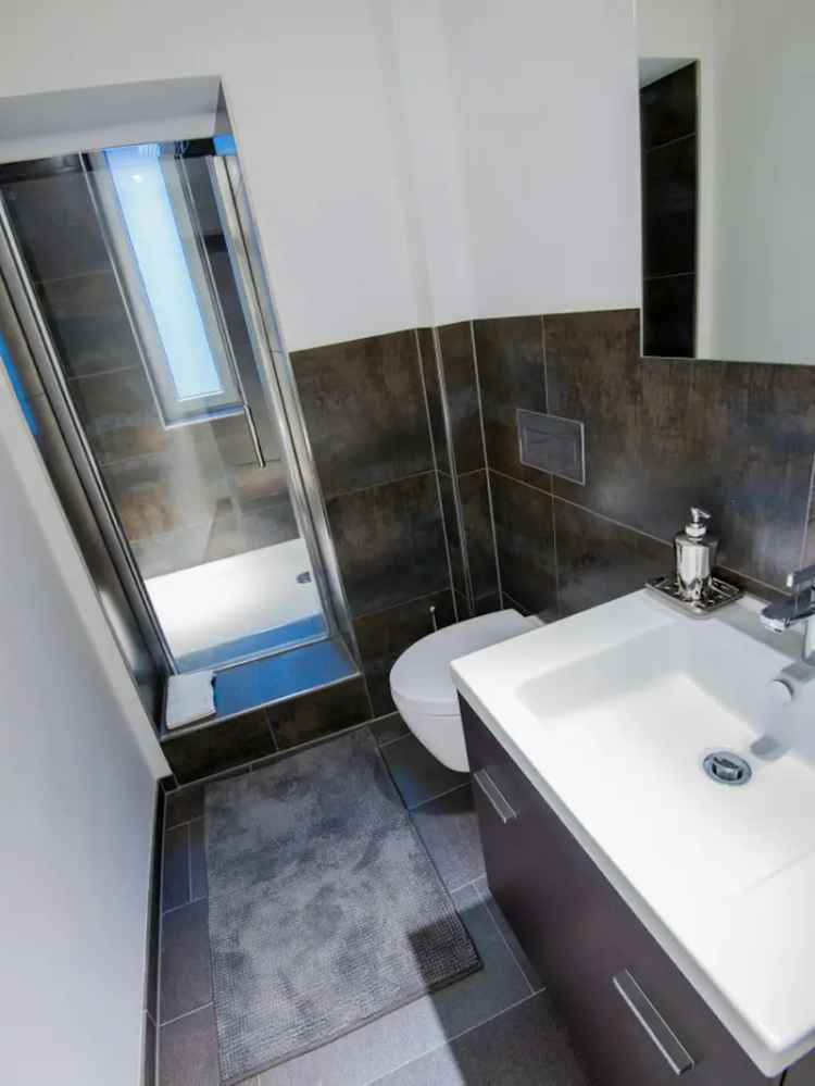 1 Schlafzimmer Wohnung mieten Düsseldorf, Deutschland