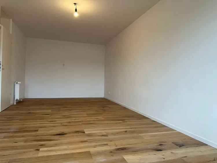 Freie & ansprechende 2 Zimmer Wohnung I Balkon I Tiefgarage (Einzelbox) I renoviert