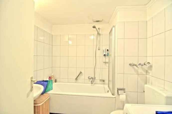 2 5 Zimmer Wohnung Gast WC EBK 2 Balkone TG Ruhige Lage