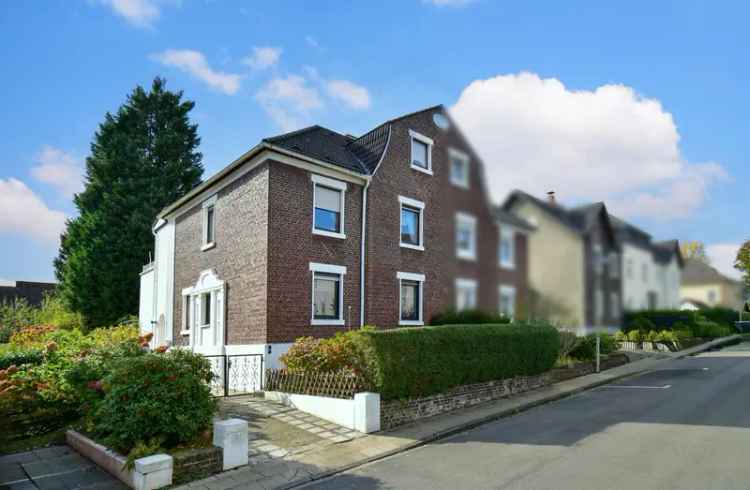 Charmantes Obergeschosswohnung in historischem Zweifamilienhaus in Essen-Bergerhausen