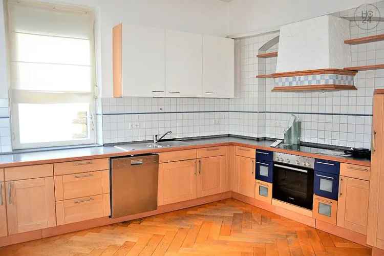 Voll möblierte Altbauwohnung mit zwei Schlafzimmern im beliebten Stuttgarter Westen