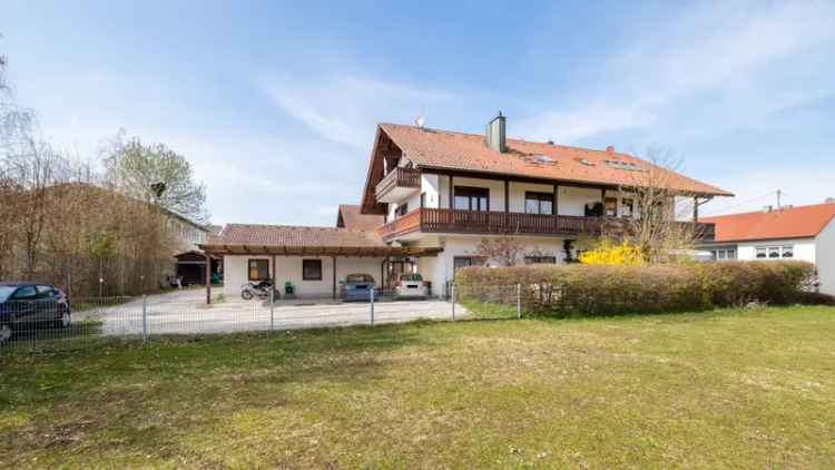 Attraktive 3-Zimmer-Wohnung mit Balkon, Garten und Stellplatz in Nandlstadt