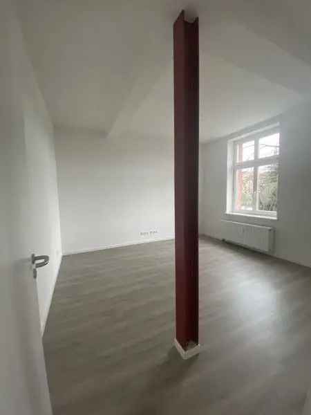 Leipzig Leutzsch- 2 Zimmer Wohnung mit Wohnküche im Hochparterre 