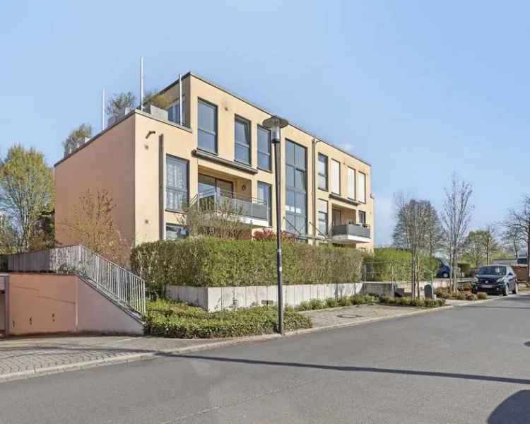 ✓ Moderne 3-Zimmer-Wohnung mit Tiefgaragenstellplatz in