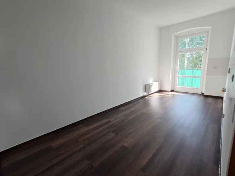 Charmante 4-Zimmer-Wohnung mit tollen Details und Balkon - Ab sofort!