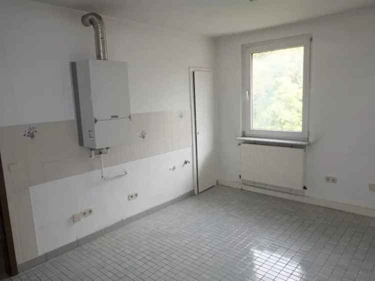 Gepflegte 2- Zimmerwohnung mit Tageslichtbad - Zentral gelegen am Remberg in Hagen