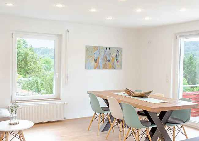 Natur pur - Mehrfamilienhaus mit Stall und Weide in Bonndorf-Brunnadern
