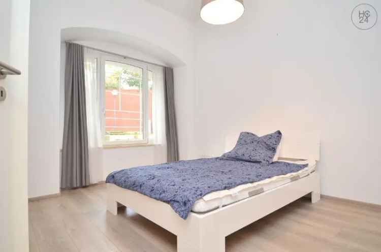 Modern möblierte 2 Zimmerwohnung in zentral gelegenem Denkmalgeschützten Haus