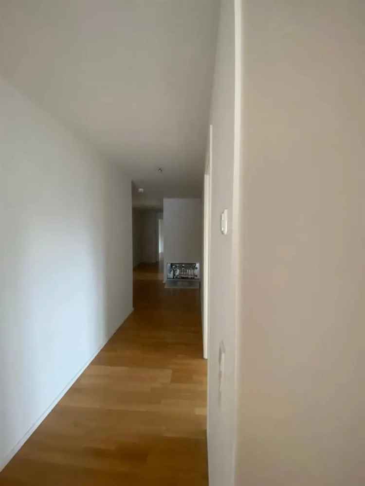 Schöne,helle, Erdgeschosswohnung mit großer Terrasse, EKB, 2x Bäder, inkl.1xTG-Stellplatz