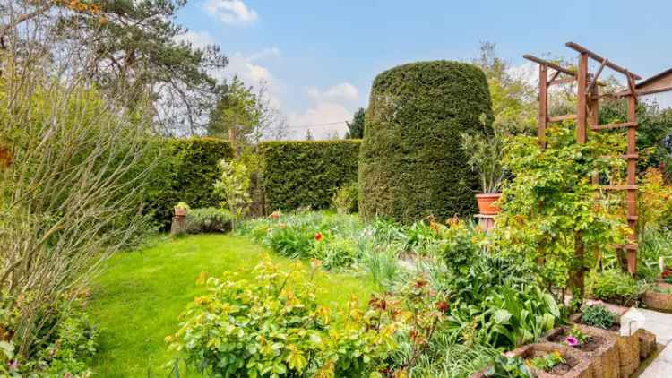 Einfach mal die Ruhe am Wochenende genießen! Bungalow mit großem Garten im Erholungsgebiet  Querfurt