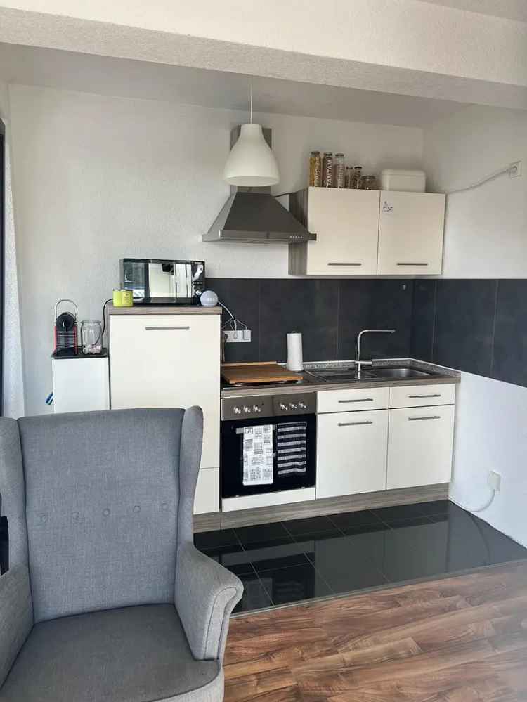 **Hübsches, möbliertes Appartement in Niedervellmar zu vermieten**