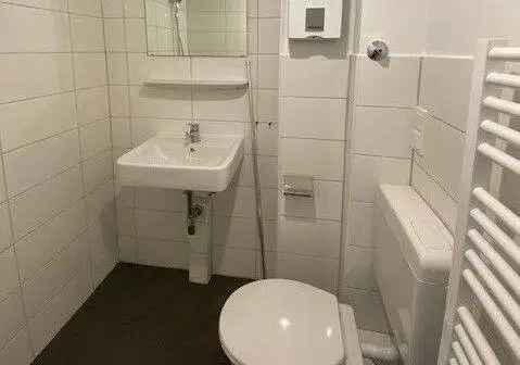 Renovierte 2,5-Zimmer-Wohnung mit Balkon