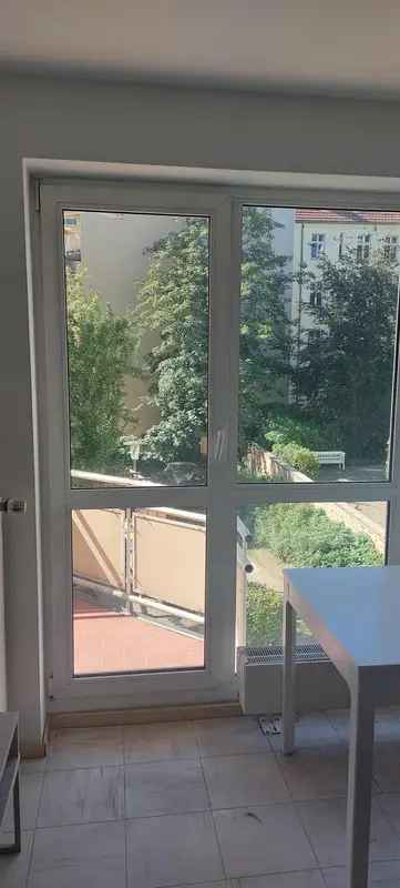 Mieten 2 Zimmer Wohnung in Friedrichshain mit Balkon und ruhiger Lage