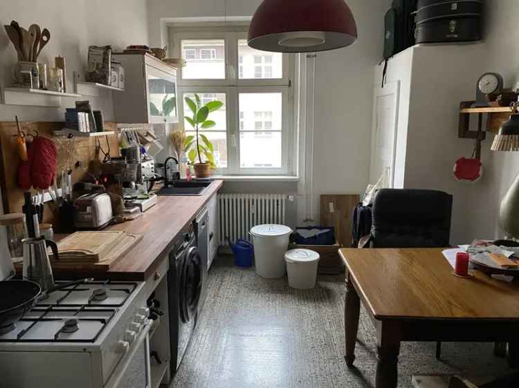 Berlin Pankow Wohnung Balkon Badewanne Garten