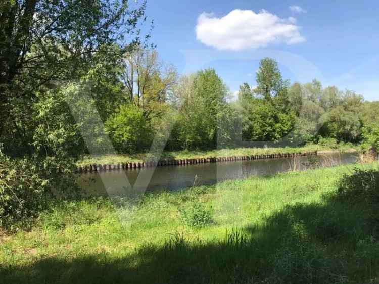 Denkmalgeschützter Fachwerkschuppen am Teltowkanal Wohnen Gewerbe