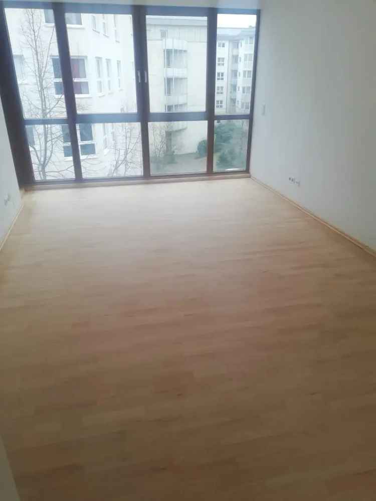 Kaufen 4 Zimmer Wohnung Offenbach mit Balkon und barrierefrei