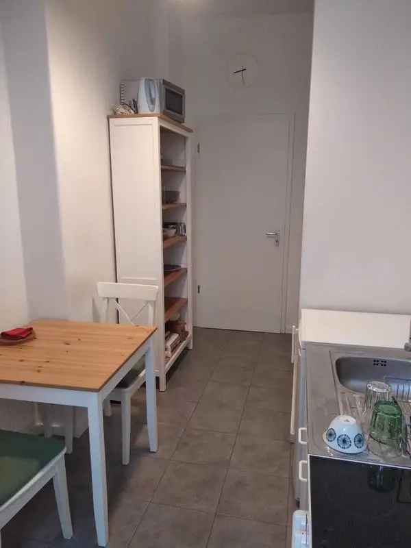 Mieten geräumige wohnung in Mitte Berlin nahe Leopoldplatz