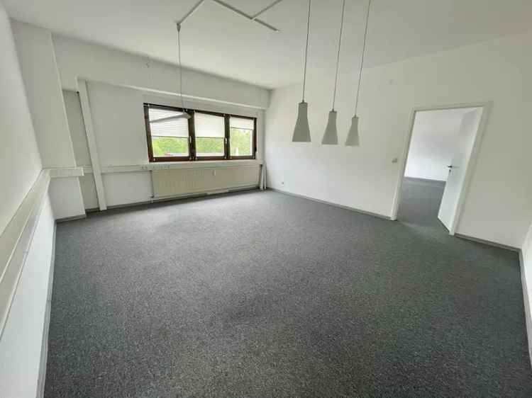 2 Büro-/Praxisräume 67 qm
