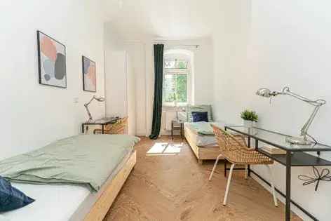 Moderne Wohnung Berlin  2 Schlafzimmer Wasserblick Nahe S-Bahn