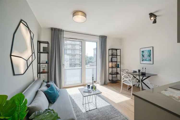 Mieten Studio in Berlin Friedenau mit Balkon und Erstbezug