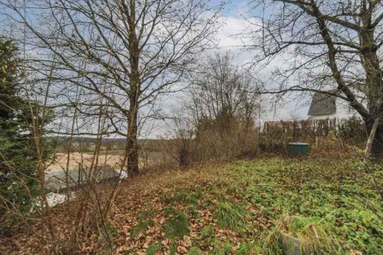 Kernsanierung oder Neubau! Älteres Häuschen mit großem Garten in naturnaher Lage und tollem Ausblick