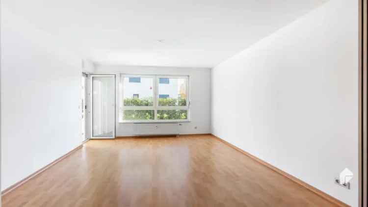 Bezugsfreie 3-Zimmer-Wohnung mit Terrasse und Stellplatz in gepflegter Wohnanlage