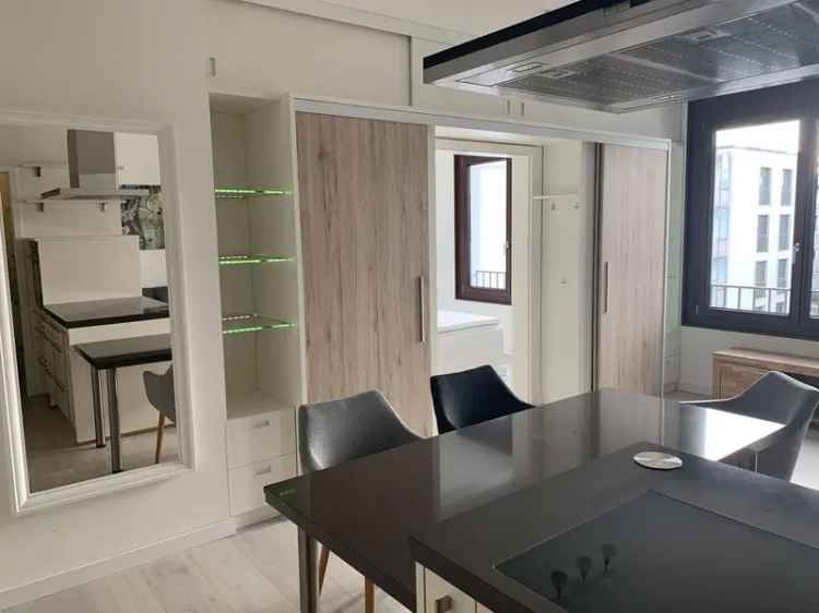 Möbilierte komfortable Wohnung am Wissenschaftsstandort Berlin-Adlershof