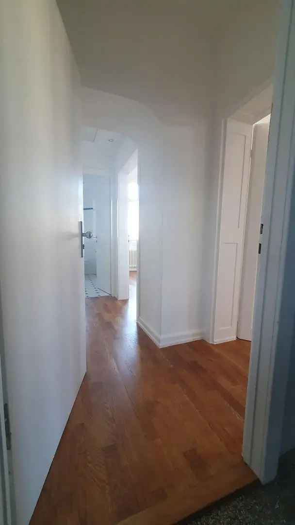 2-Zimmer Altbau Wohnung, Ffm Sachsenhausen