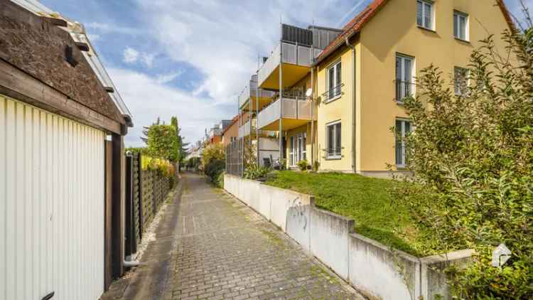 Investitionschance: 6 vermietete Wohnungen, jeweils mit Stellplatz, Balkon oder Terrasse