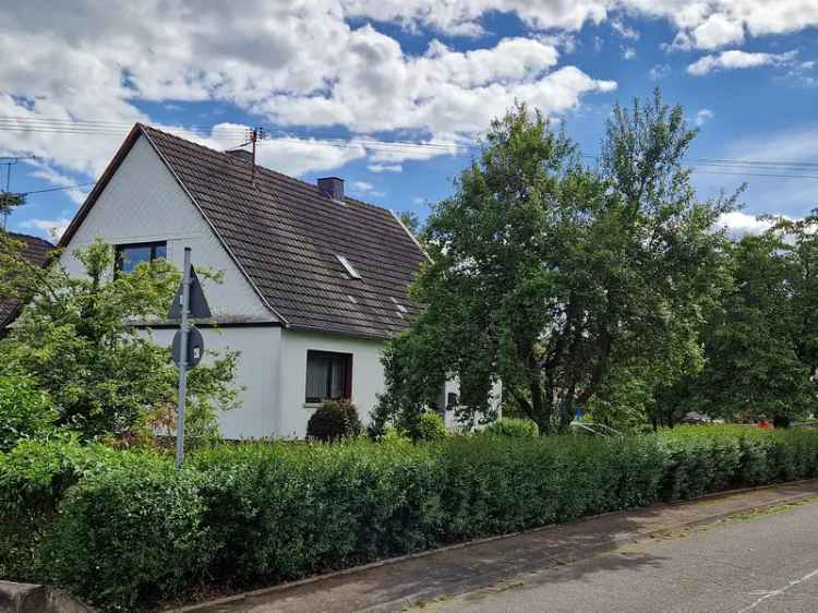 Gepflegte Doppelhaushälfte in schöner Wohnlage in Mastershausen