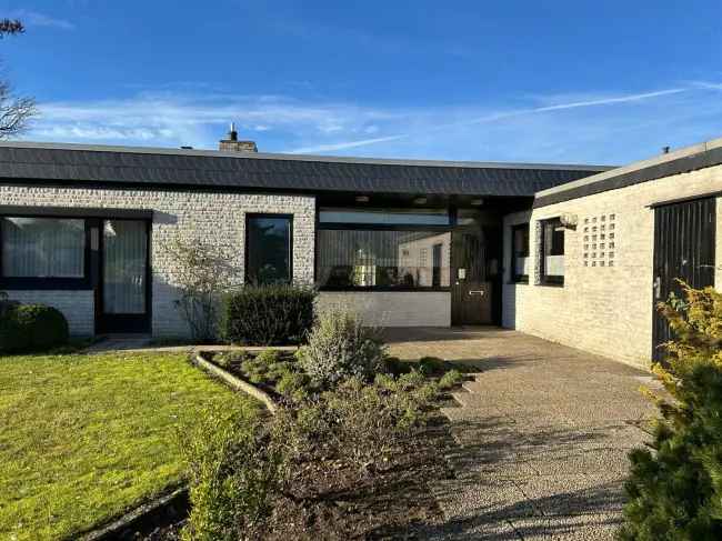 Bungalow in Neumünster Einfeld - 127m² - Garten - Keller