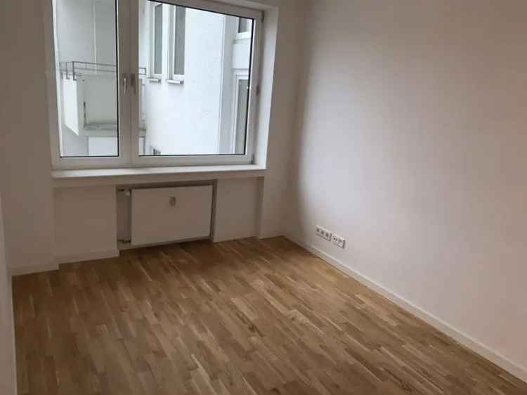 3-Zimmer-Wohnung in Innenstadtlage mit modernem Bad und Balkon