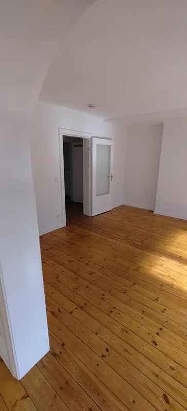 Wohnung tauschen in Hamburg-Nord mit 2,5 Zimmern und tollen Features