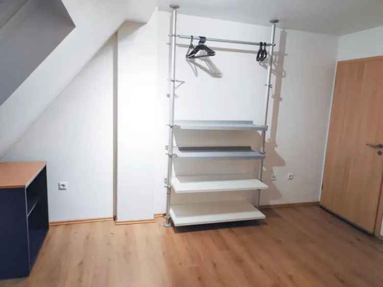 2 Zimmer Maisonette Wohnung zentral gelegen