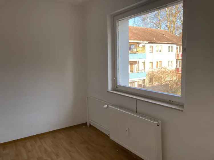 Geräumige 2,5-Zimmer-Wohnung mit Balkon