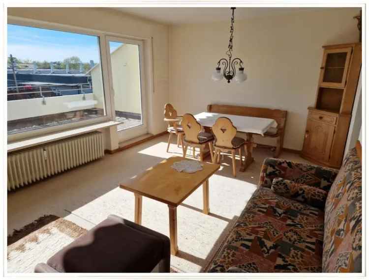 Gut geschnittene 2,5-Zimmer-Wohnung mit Dachterrasse in Olching-Neuesting