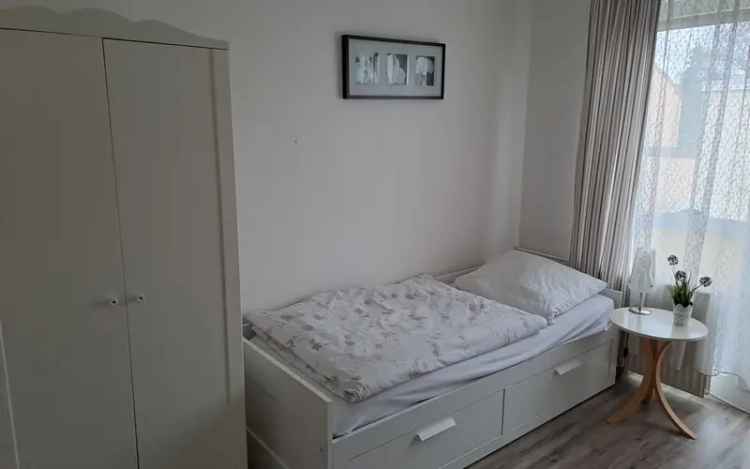 Kleines Apartment mit Internet, Dusche/Wc, Küchenzeile und Balkon