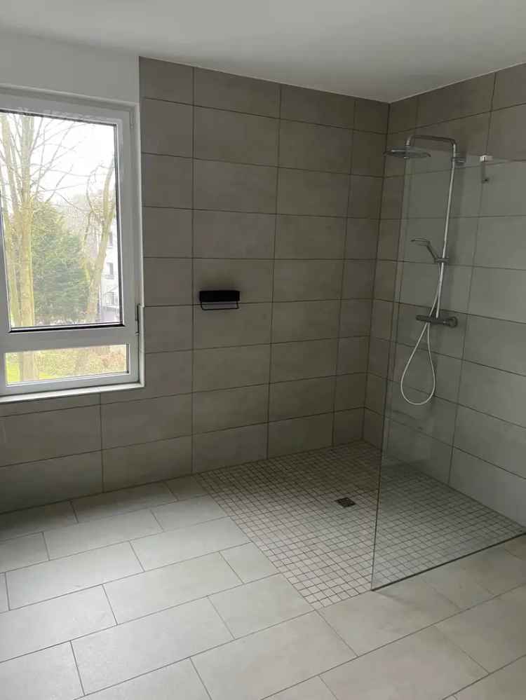 zentrale 2 Zimmer Wohnung in ruhiger Lage zu vermieten!