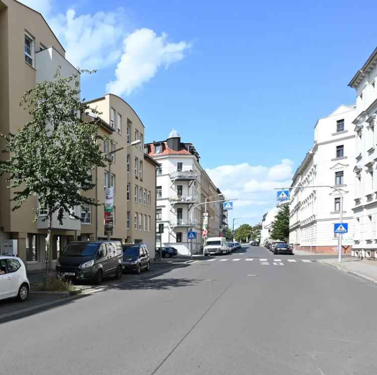 3-Zimmer Wohnung in M"}ckern mit Balkon und Tiefgaragenstellplatz