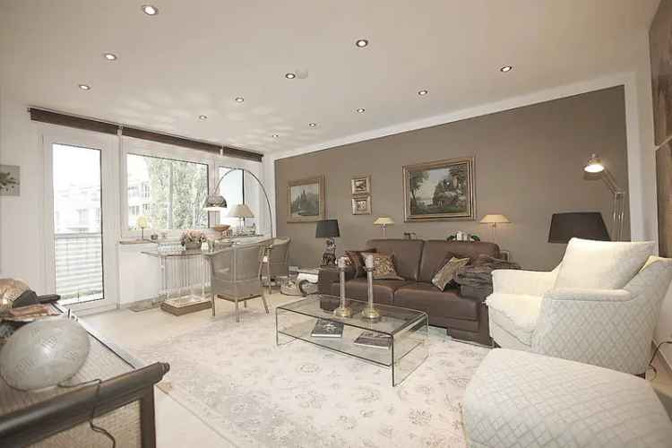 1A Lage ! Zwischen Wiener Platz und Gasteig ! 2 Zi.-Whg. mit Balkon und Blick in einen Park