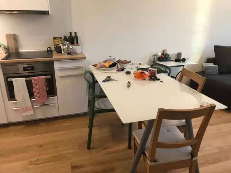 2 Zimmer möbliert in Hamburg Altona