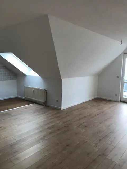 1 Zimmer Wohnung mit Balkon Single Dachgeschoss Neubau